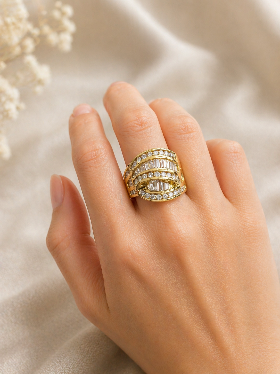 2.00ct Diamond 18K Gold Crossover Ring
