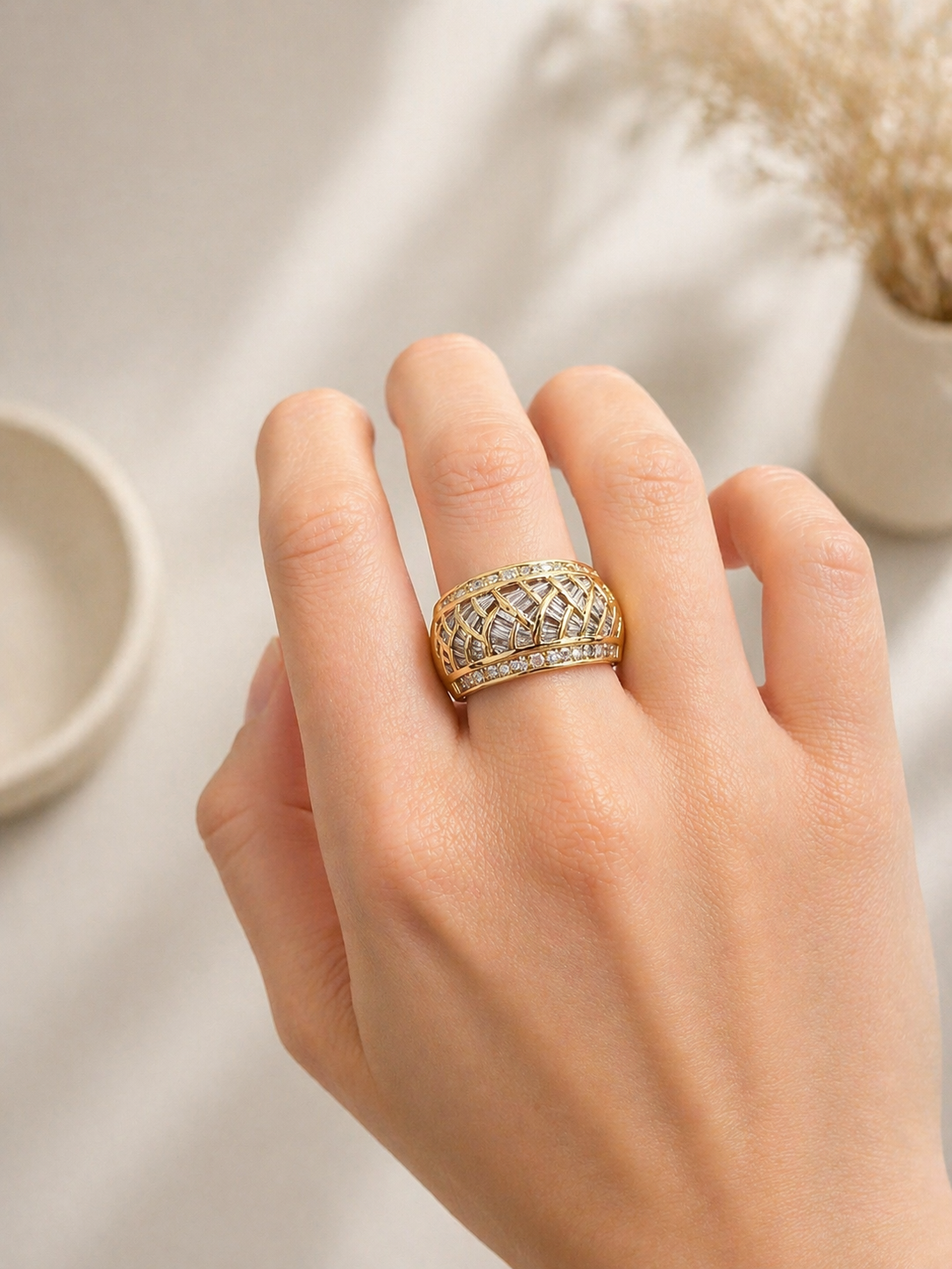2.39ct Diamond 18K Gold Dome Scaled Ring