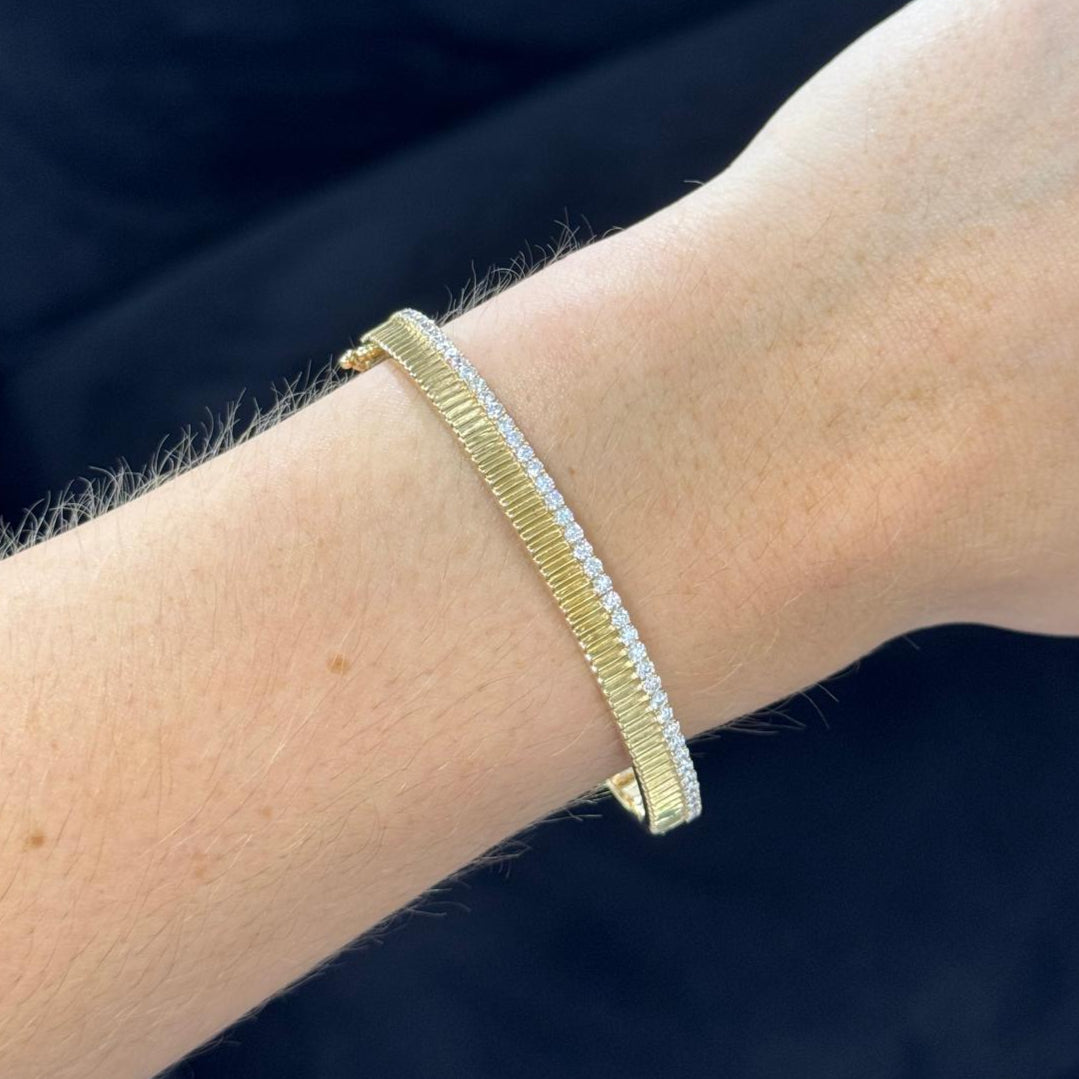 1.31ct Diamond 14K Gold Textured Bangle Bracelet